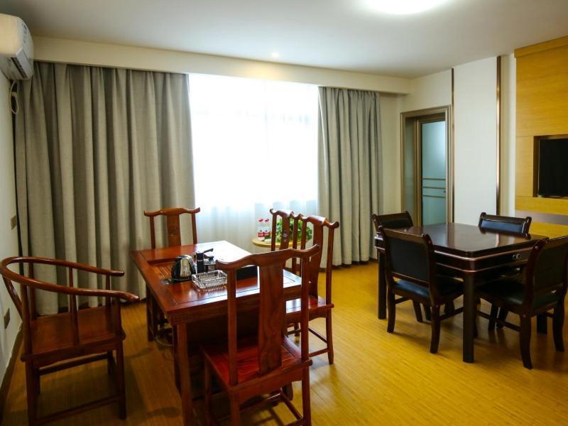 Greentree Inn Yiyang City Anhua County Anhua Grand Theatre Express Hotel Dış mekan fotoğraf